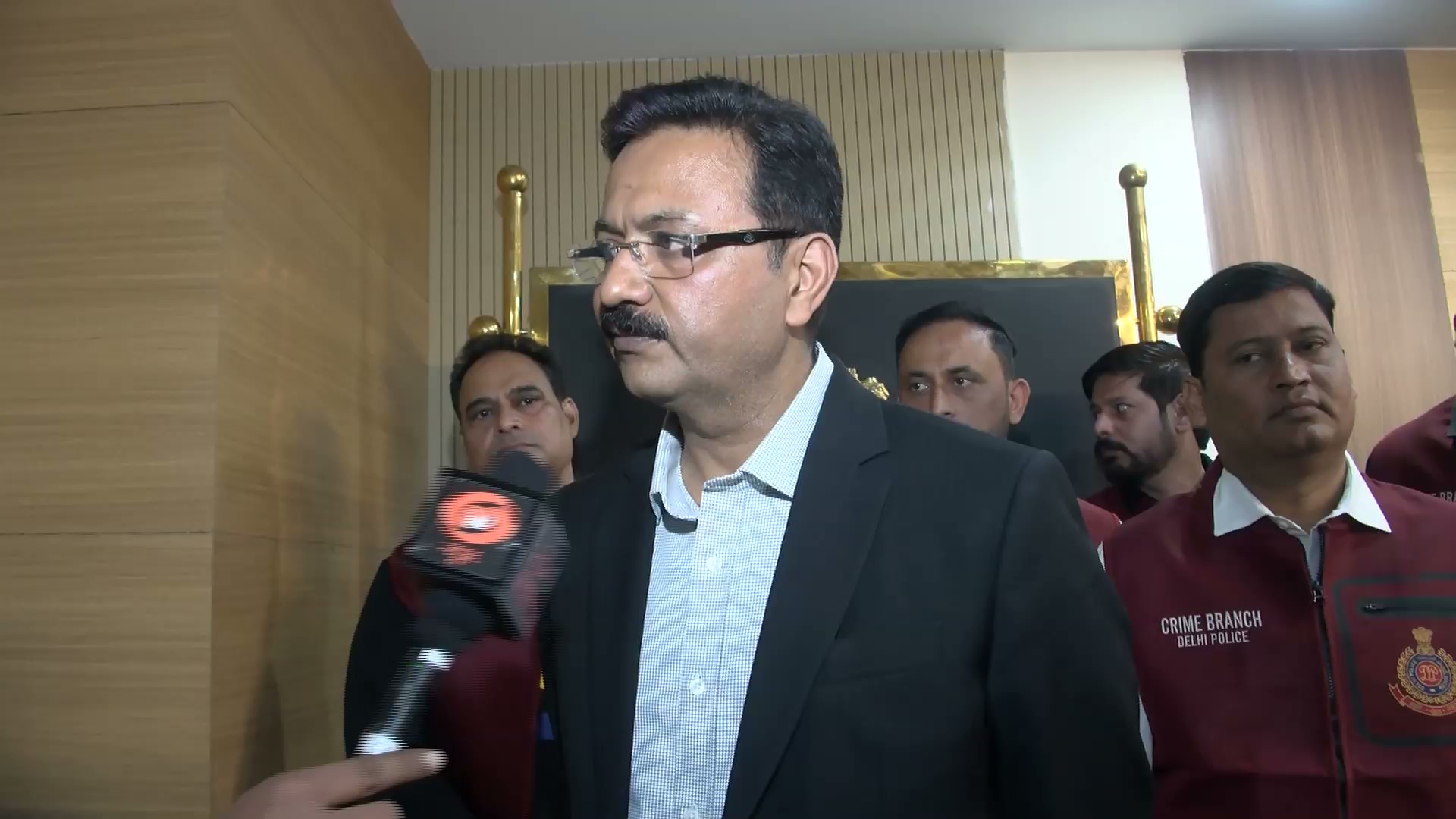 दिल्ली पुलिस ने ISI संचालित हथियार तस्करी गैंग का किया भंडाफोड़