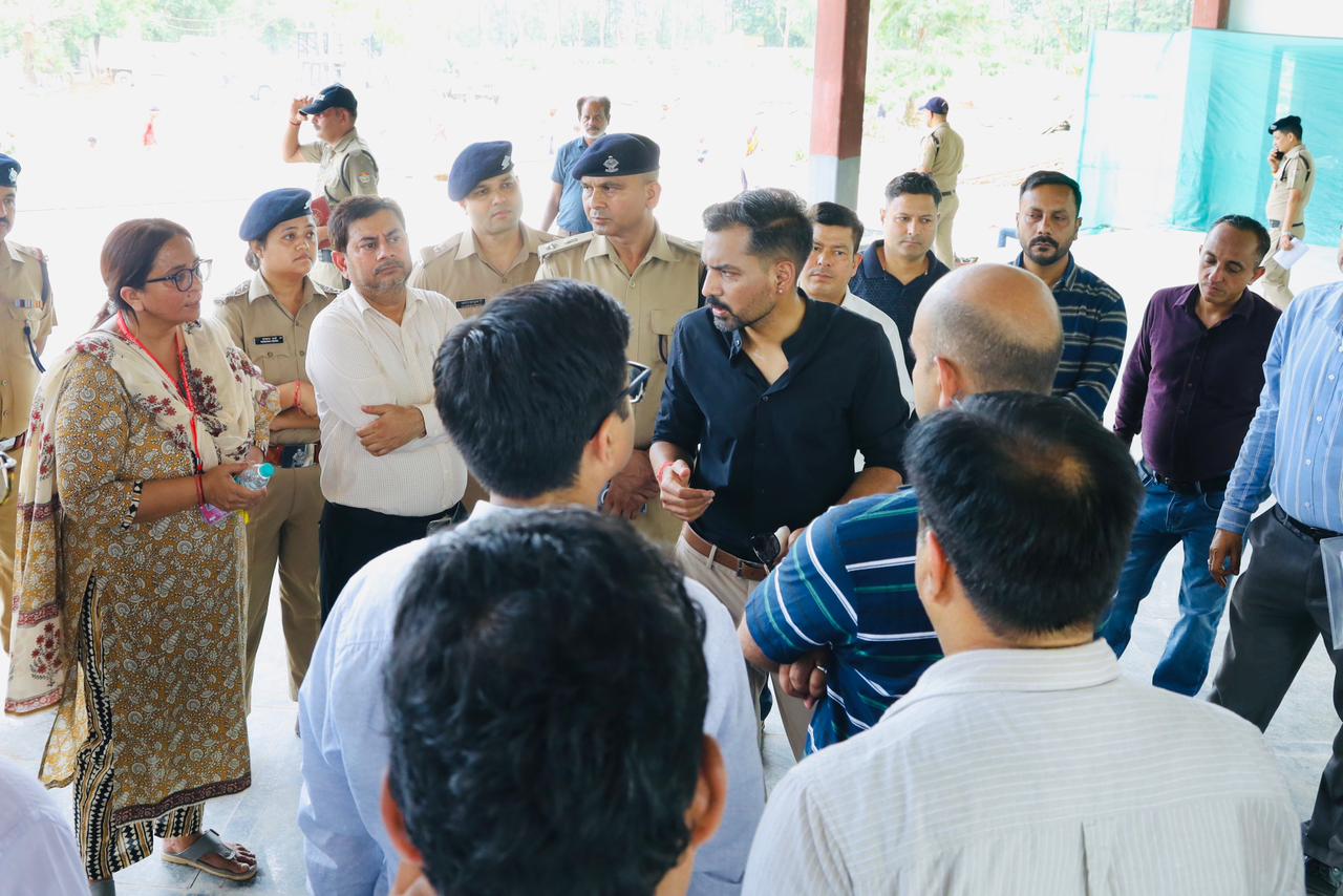 राष्ट्रपति दौराः डीएम ने ‘आशियाना’ और ‘निकेतन’ का स्थलीय निरीक्षण कर परखीं व्यवस्थाएं