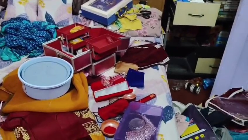 इलाज के लिए रांची गया था परिवार, चोरों ने उड़ाए 22 लाख रुपए के जेवर