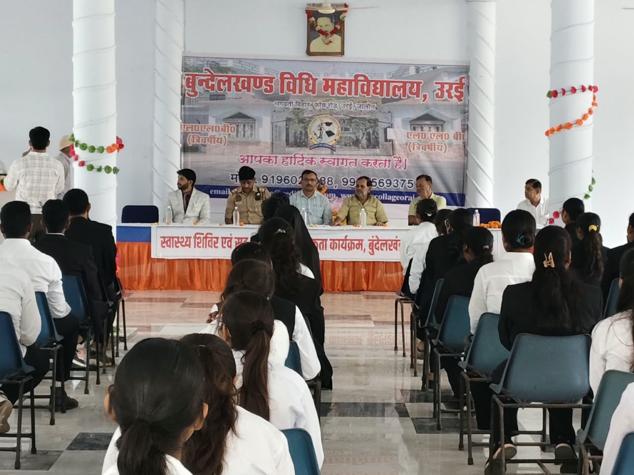 स्कूल वाहन चालकों के स्वास्थ्य और नेत्र परीक्षण के लिए शिविर का आयोजन